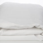 Hvid 3x5 m molton, leje.