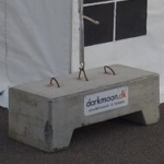 Beton ballast til telt (leje 1 stk - der skal bruges 1 pr løbende 3 m telt).